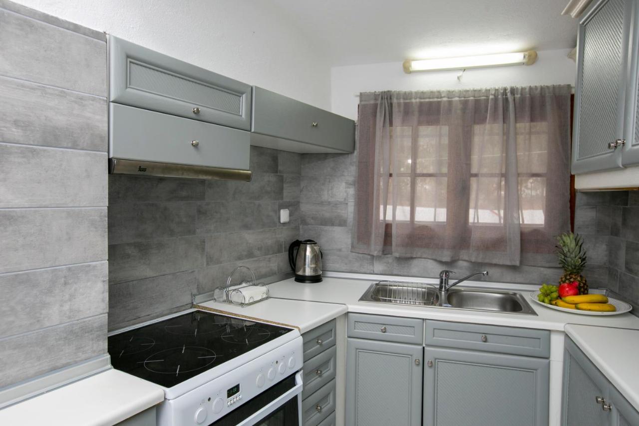 Villa Kouf Nea Iraklitsa Extérieur photo
