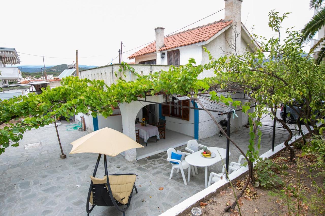 Villa Kouf Nea Iraklitsa Extérieur photo